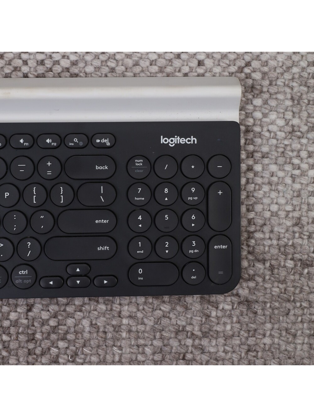 Logitech K780 Multi-Device Wireless Keyboard Bluetooth Numeric Keypad Compact - Picture 4 of 6